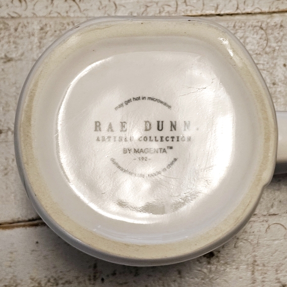 Rae Dunn Artisan Collection by Magenta HELLO Mug 16 oz - Picture 4 of 4